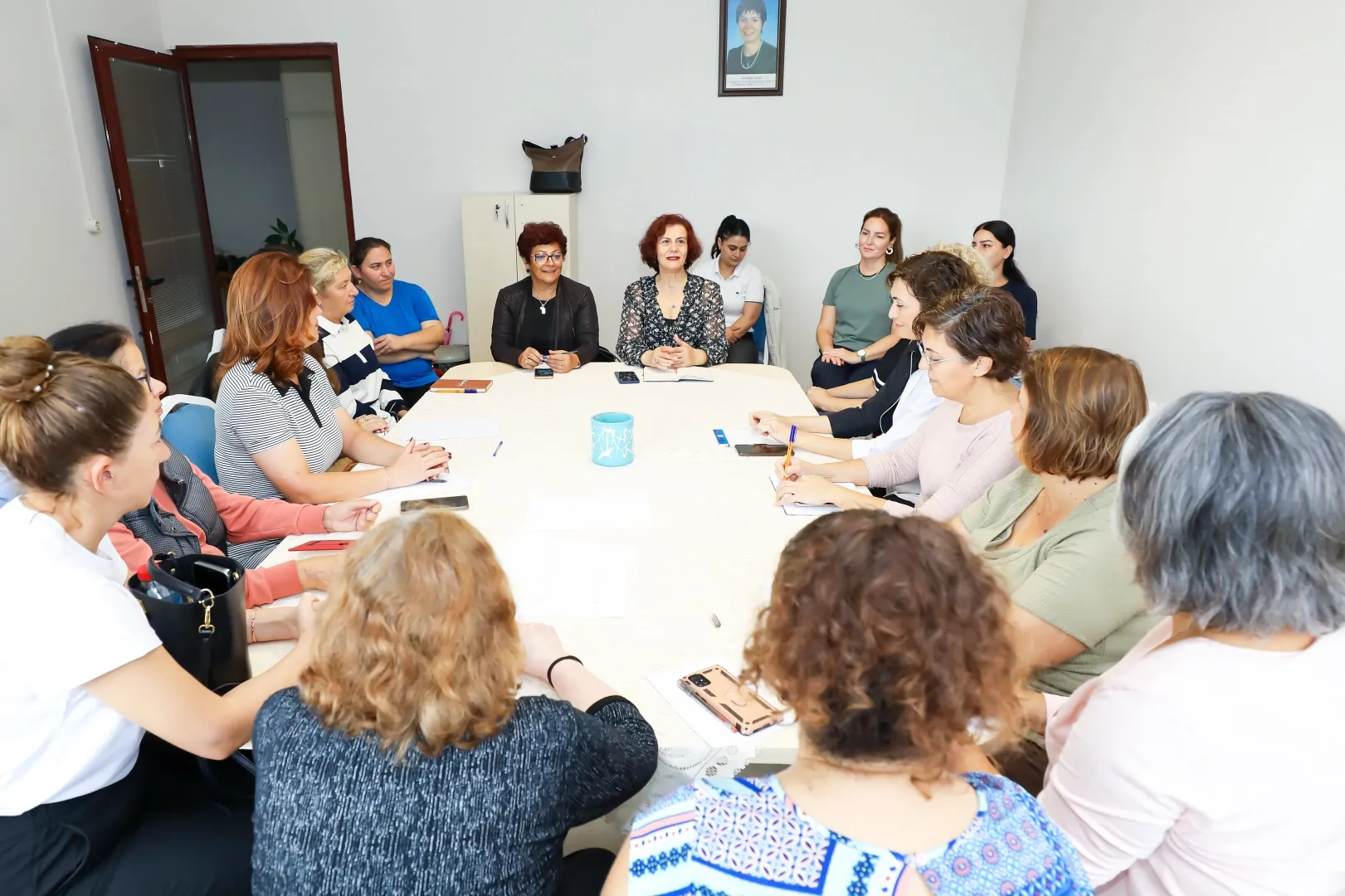 İzmir Narlıdere'de kadınlar haklarını öğreniyor