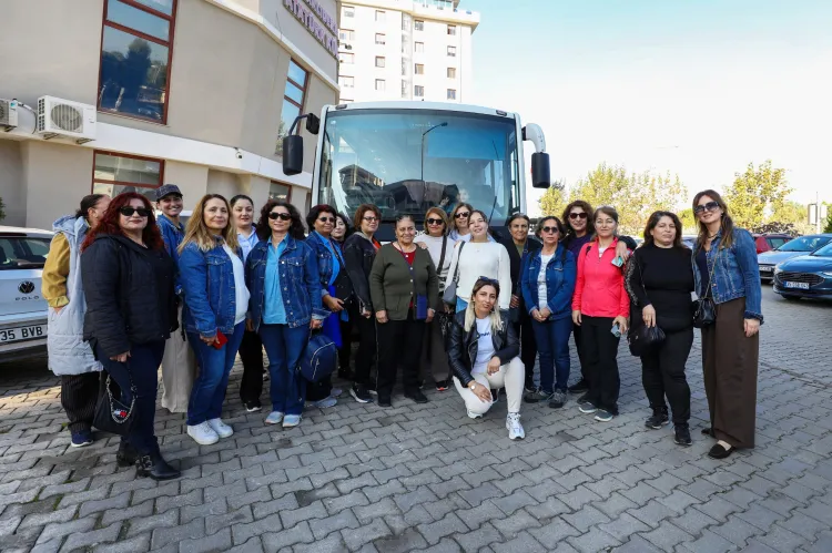 İzmir Narlıdere'de gönüllülere teşekkür