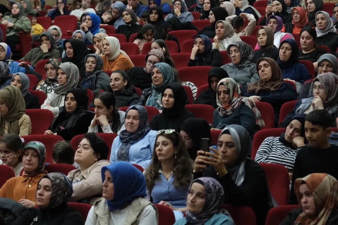 Kocaeli’de 'Aile Mektebi Sohbetleri' yoğun ilgi gördü