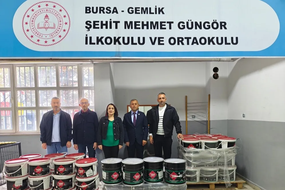 Bursa Gemlik’te Şehit Mehmet Güngör İlkokulu'na renkli destek