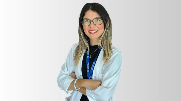 Beslenme uzmanından yılbaşı sofralarında denge önerileri... Yılbaşında çok yedim diye üzülmeyin!