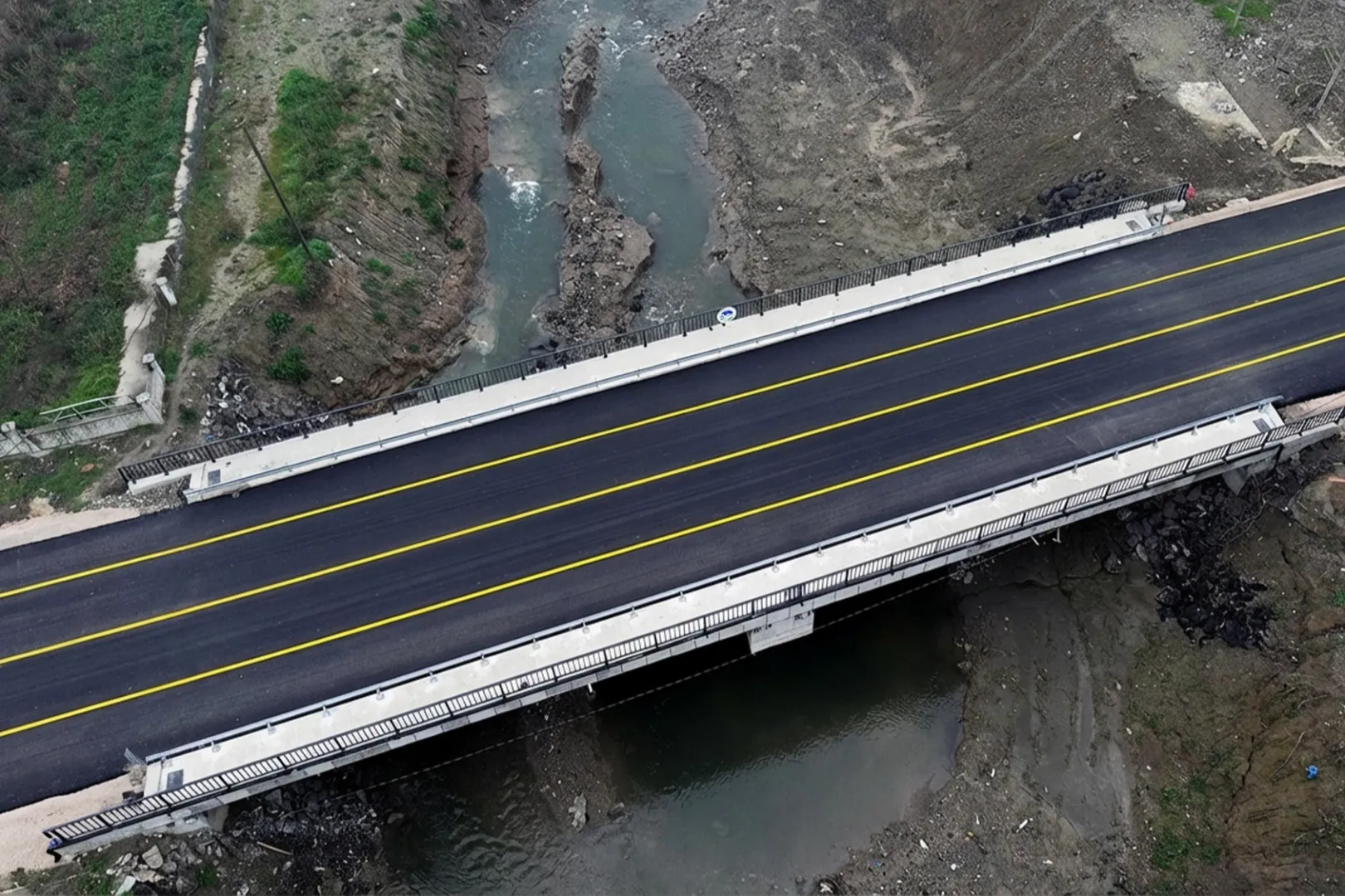 Sakarya'da bu köprü 20 mahalle ve 2 ilçeyi birbirine bağladı