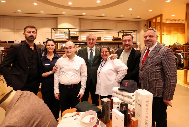 Gonca’nın öğrencileri AVM’de gerçek iş deneyimi yaşadı