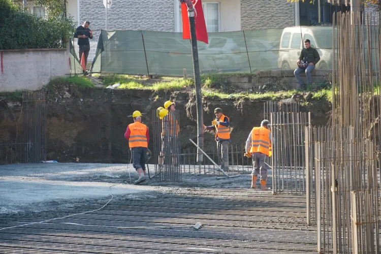 Yeni Çiftlik Ulu Camii’nin temeli törenle atıldı