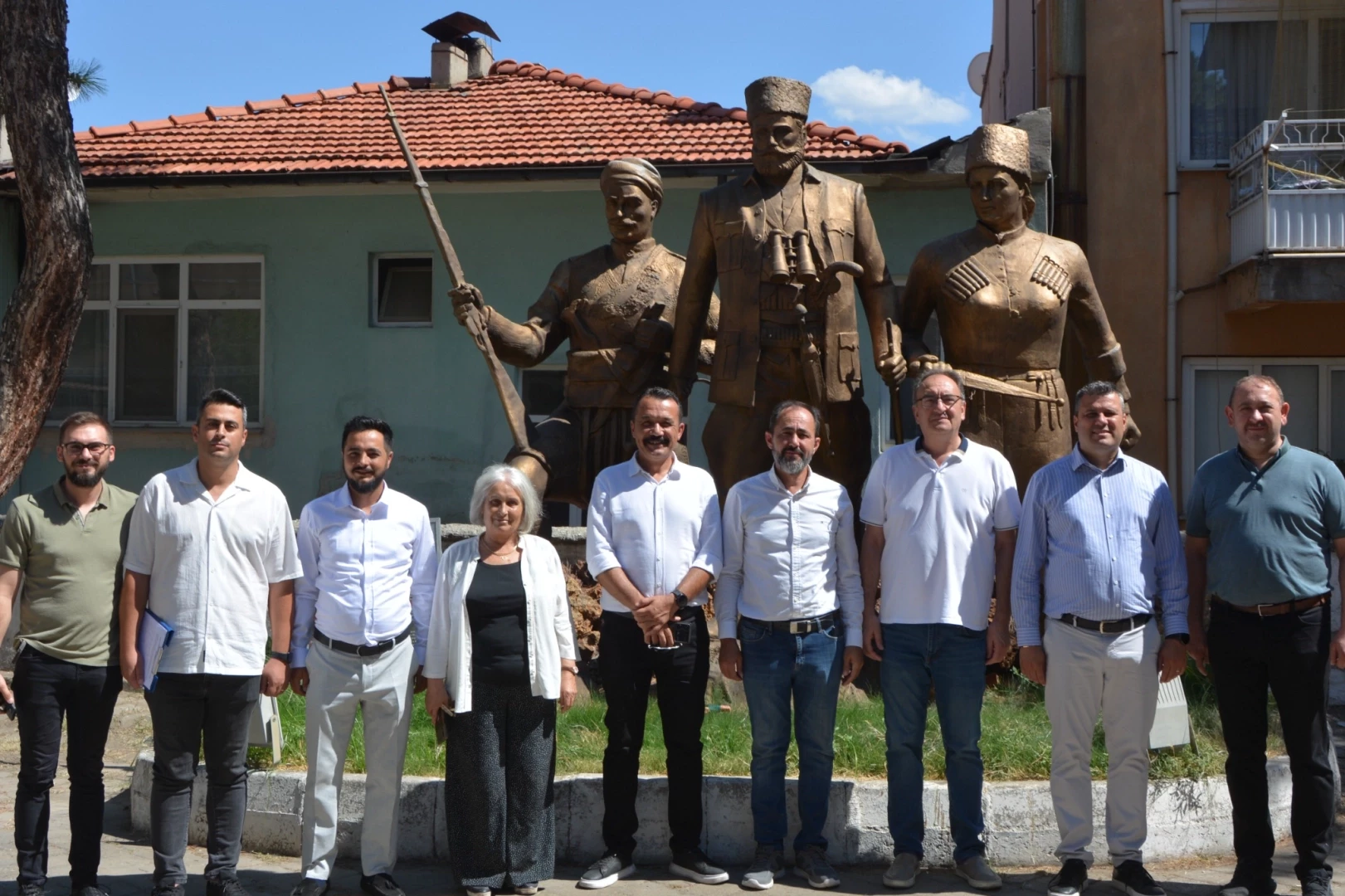 Manisa Büyükşehir Komisyon Üyeleri Demirci’yi gezdi