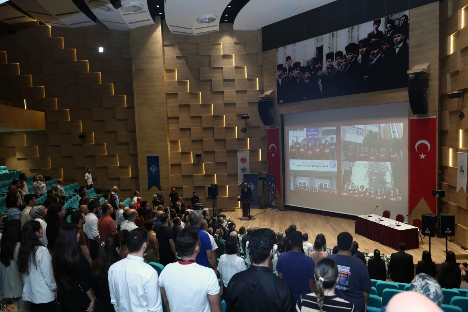 DEÜ’de “Batı Anadolu’da Yunan Mezalimi” paneli düzenlendi