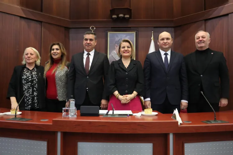 İzmit Belediyesi’nden eşit promosyon kararı... Tüm çalışanlara 85 bin TL