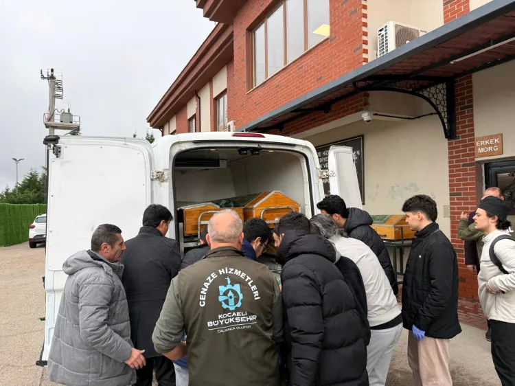 Kocaeli'de hem cenaze hizmeti, hem eğitim desteği!