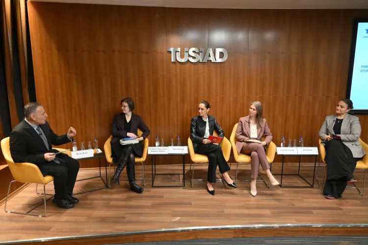 AÇEV ve TÜSİAD’tan iş dünyasına eşit ebeveynlik rehberi