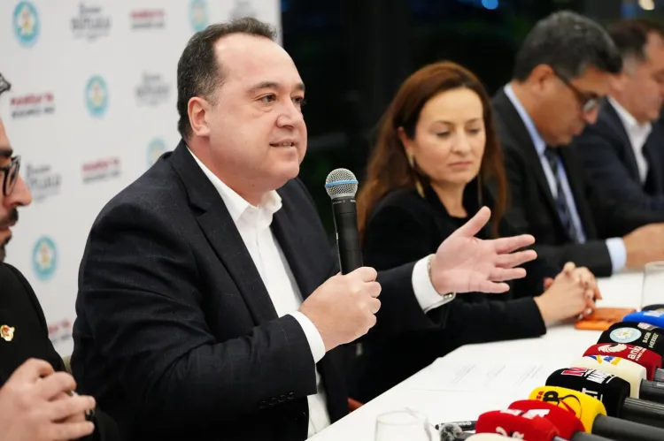 Manisa'da Başkan Dutlulu gazetecilerle buluştu