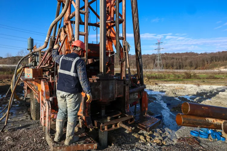 Sakarya'da 104 metreden yeni bir kaynak daha