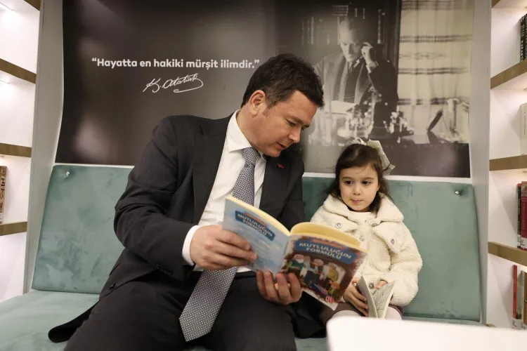 Bursa Osmangazi’de Yeni Gezici Kütüphane hizmete başladı