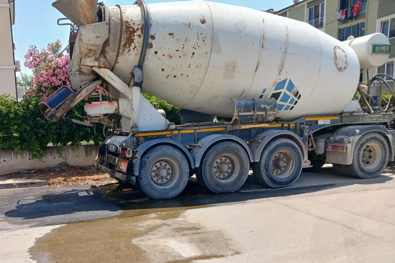 Elazığ’da yollara beton döken miksere para cezası