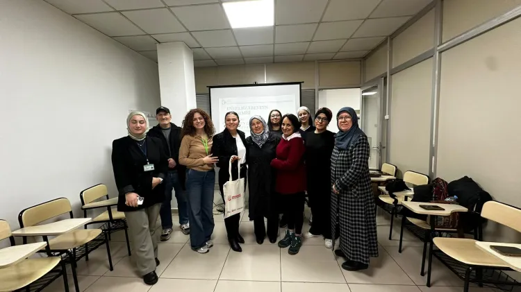 Engelsiz Ebeveyn Akademisi’nde liderlik vurgusu