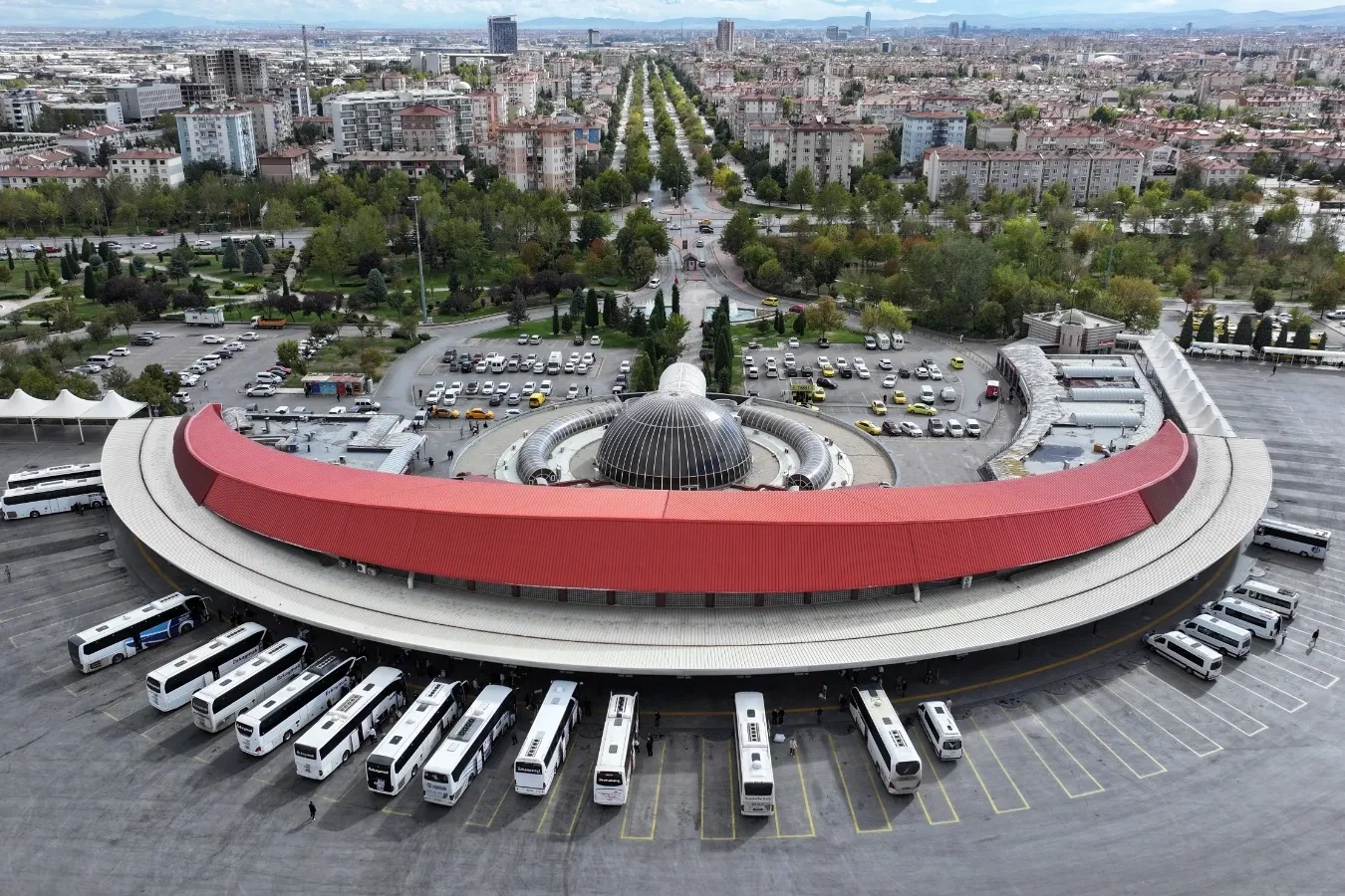 Konya Otogarı geçen yıl 18 milyona hizmet verdi