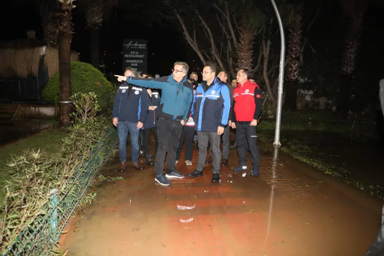 Muğla’da şiddetli yağış taşkınlara yol açtı