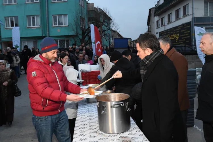 Bursa Osmangazi’de gönül sofraları büyüyor