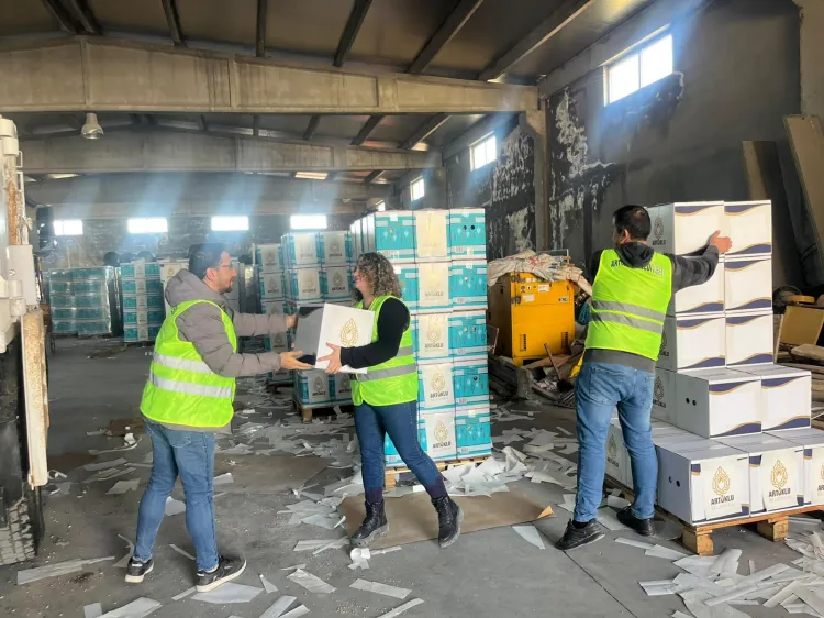 Mardin Artuklu Belediyesi’nden ihtiyaç sahiplerine ramazan paketi desteği