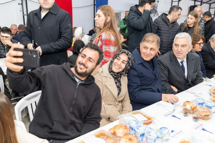 Bergama’nın sofrasında doktor başkanlar buluştu