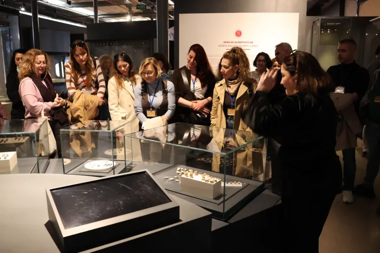 İzmir’de Öğretmen Akademileri yeni dönemde devam ediyor