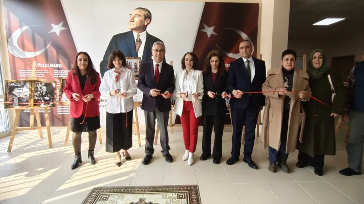 Bursa Gemlik'te “İlmek İlmek Cumhuriyet Kadınları” sergisi